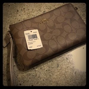 Coach Sig PVC Double Zip Wallet